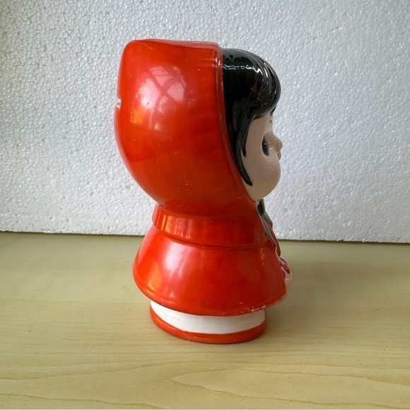 Red Riding Hood Vintage Ceramic Coin Bank - Picture 8 of 11